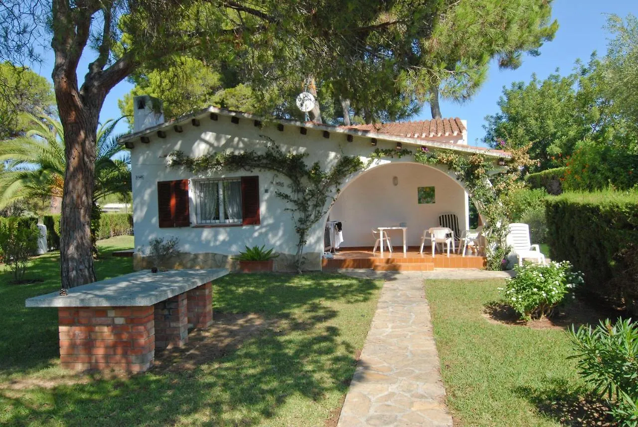 El Dorado Resort Bungalows & Villas 坎布里尔斯 0*,  西班牙